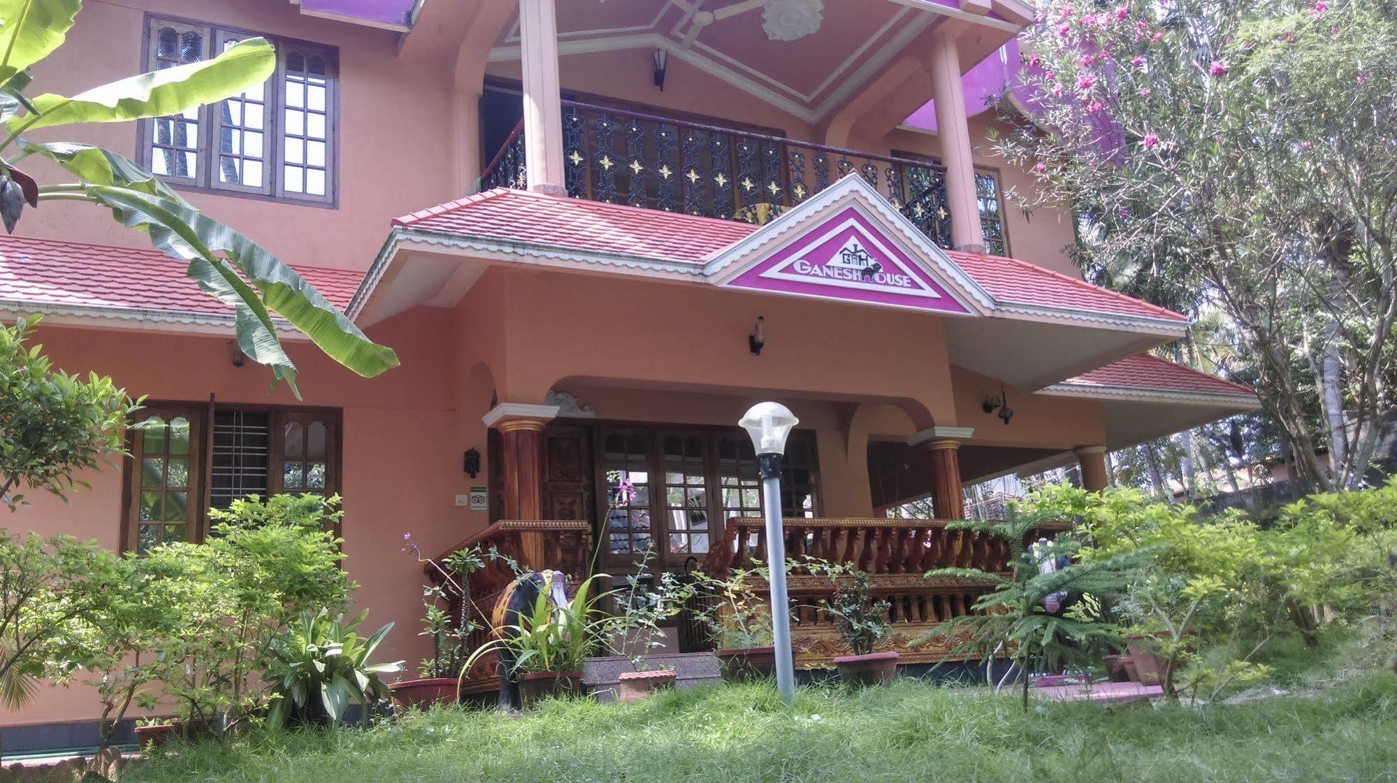 Ganesh House Homestay Kovalam Exterior foto