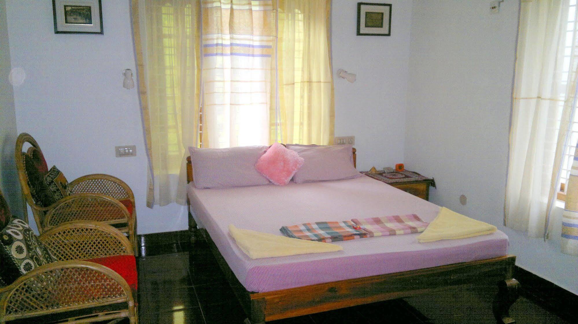 Ganesh House Homestay Kovalam Exterior foto